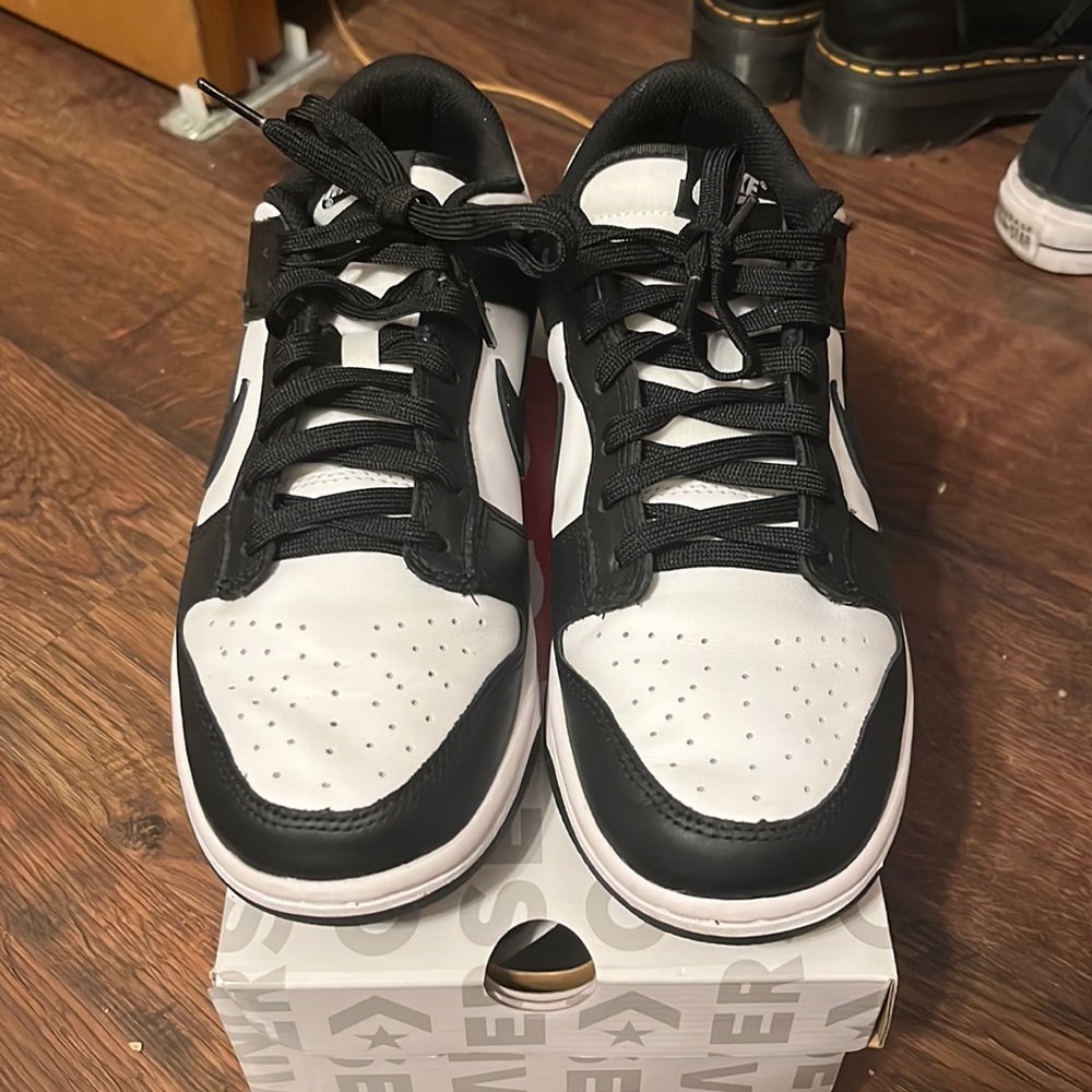 Nike Panda Dunks